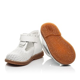 Купить детские туфли Woopy Fashion белые для девочки, материал натуральная лаковая кожа, размеры 21-25, артикул 10017, фото 2 — Kinder Moda