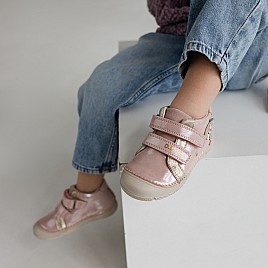 Купить детские кроссовки (barefoot) D.D. Step розовые для девочки, материал натуральный нубук, размеры 21-31, артикул 10637, фото 4 — Kinder Moda