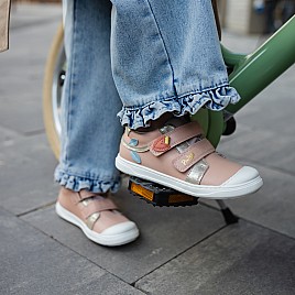 Купить детские кроссовки (barefoot) Ponte розовые для девочки, материал натуральная кожа, размеры 28-33, артикул 10639, фото 1 — Kinder Moda